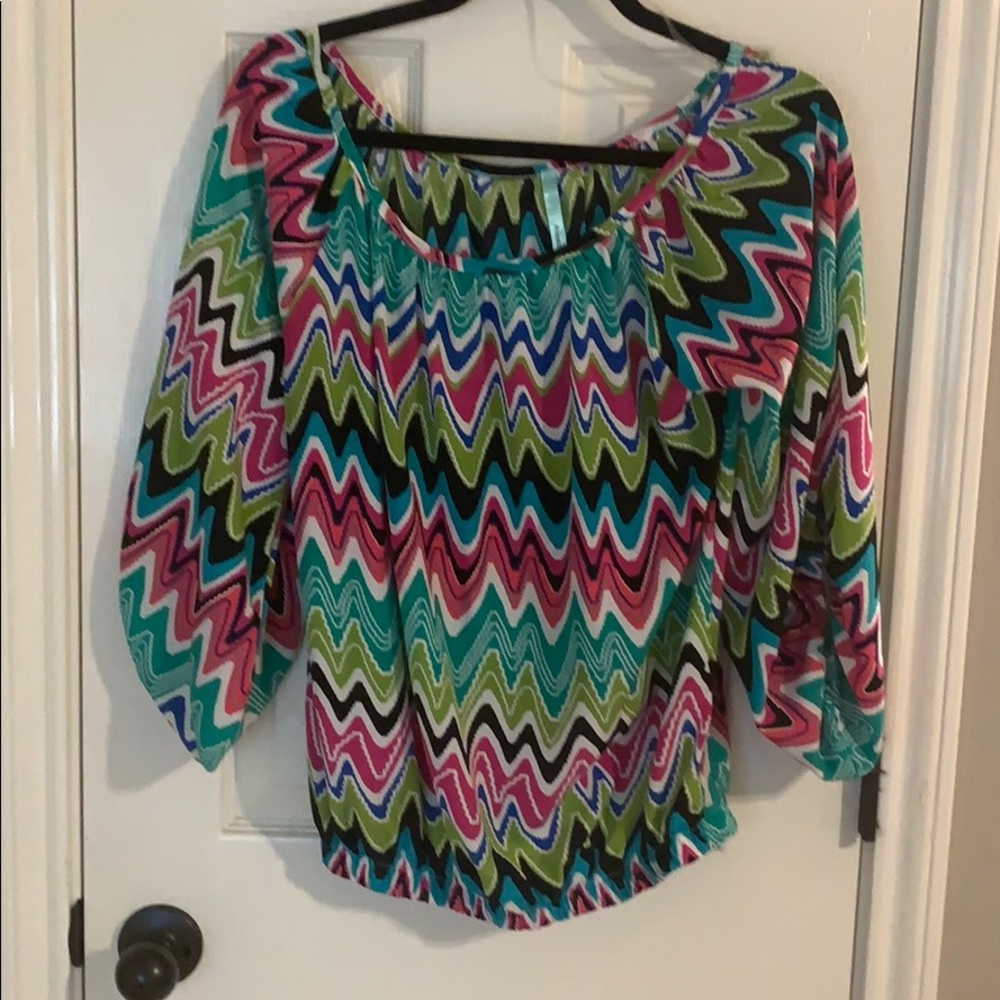 💙💚Beautiful Off Shoulder Blouse